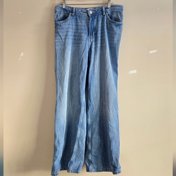 H&M Denim - H&M Wide Leg High Rise Jeans Size 10